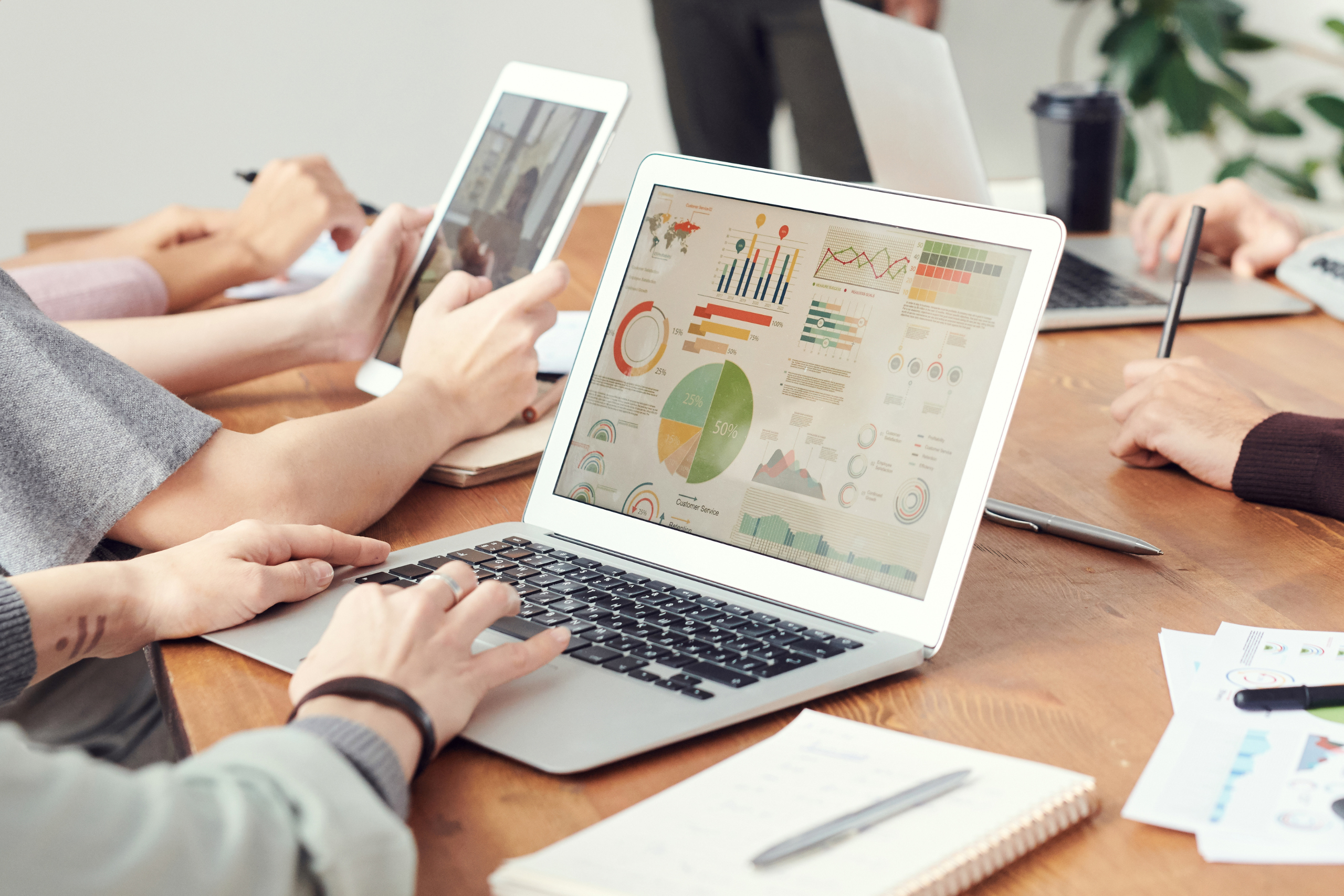 Library 8 Gartner Market Report_OCI